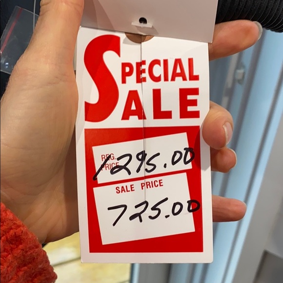 Black Leather Ladies Car Coat - ✨STUNNING!!✨ - Picture 5 of 8